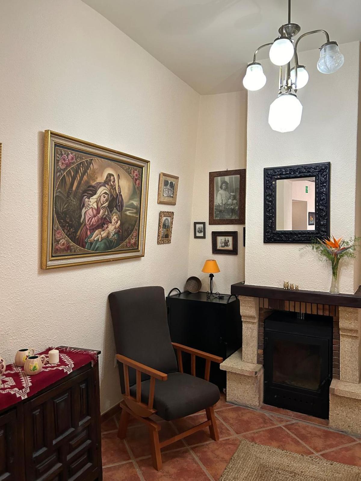 Casa Rural Tita Sacramento Hornachos Eksteriør billede